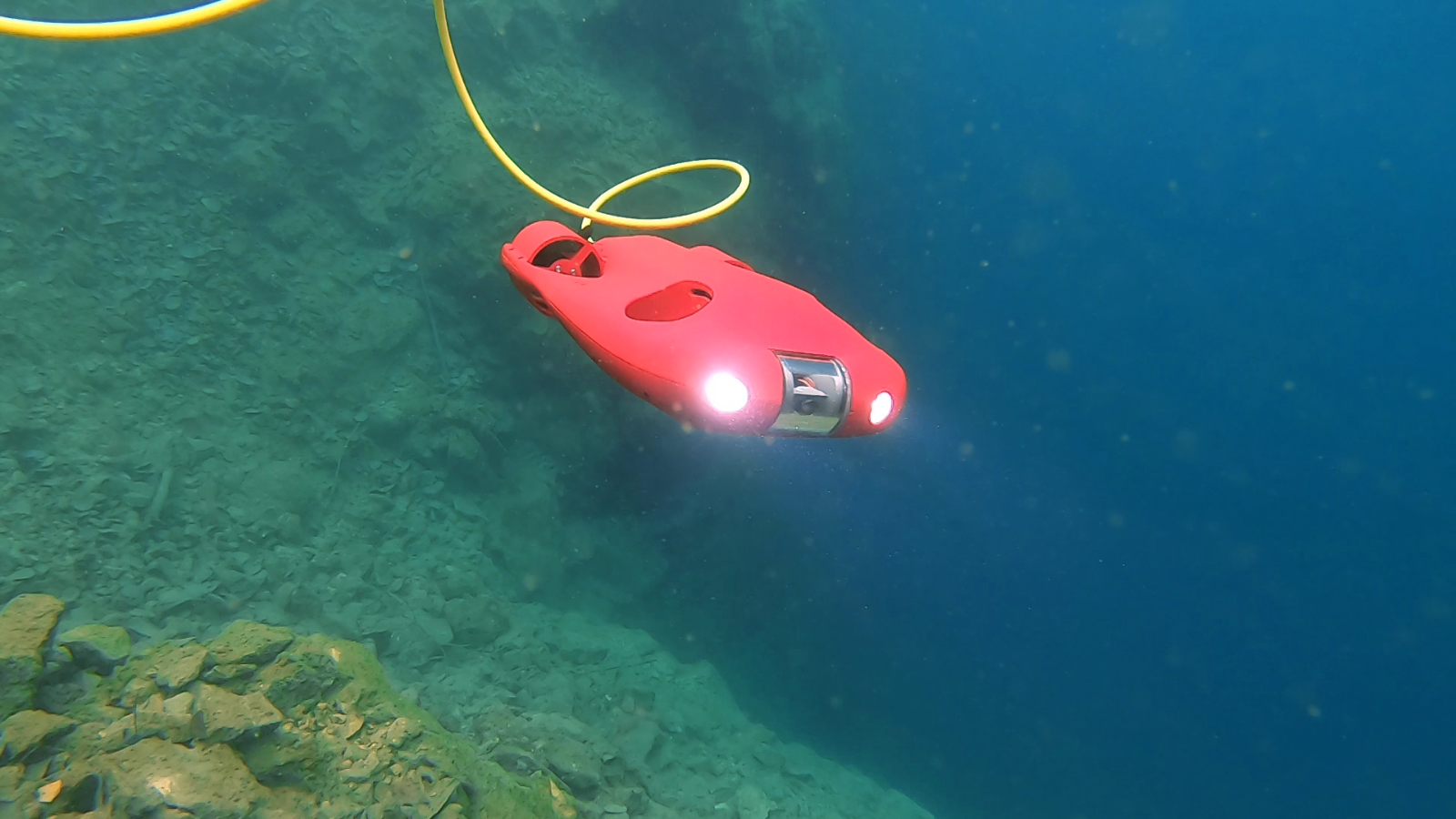 custom-underwater-drone-rov.png