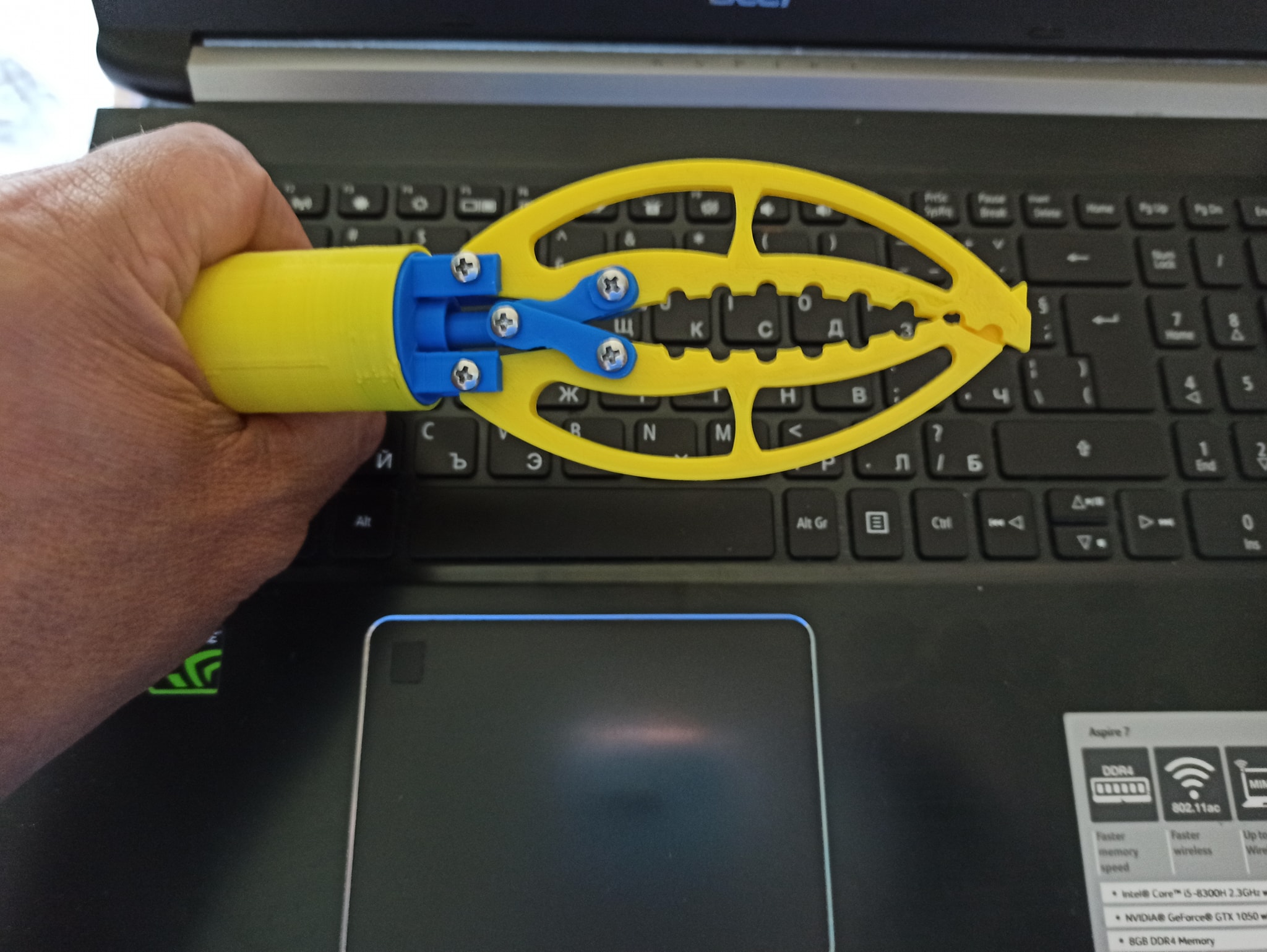 custom-claw-underwater-rov.jpg