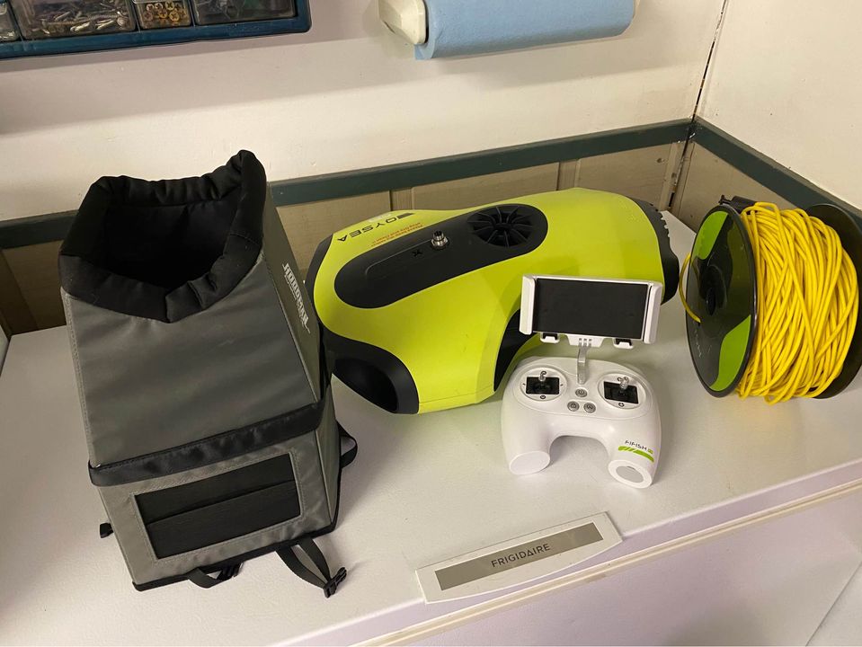 fifish-p3-underwater-drone-kit.jpg