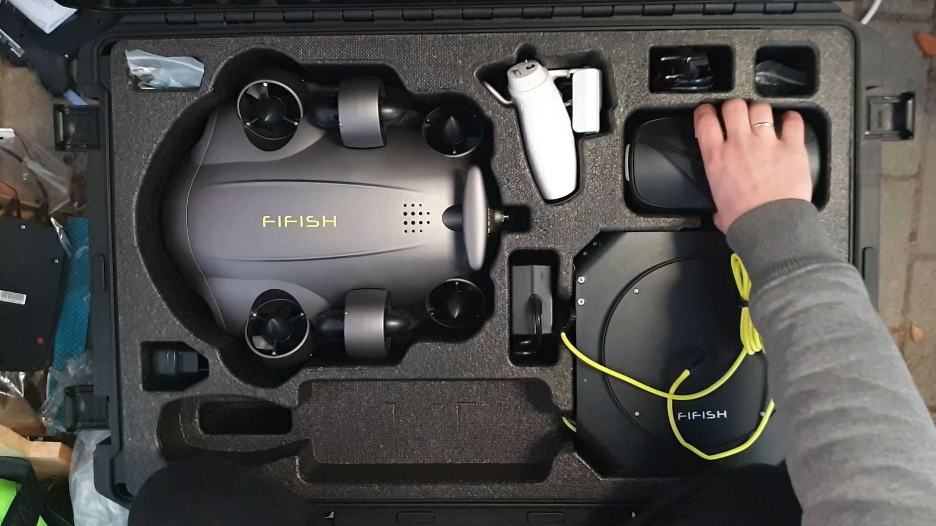 fifish-v6-expert-underwater-drone.jpg
