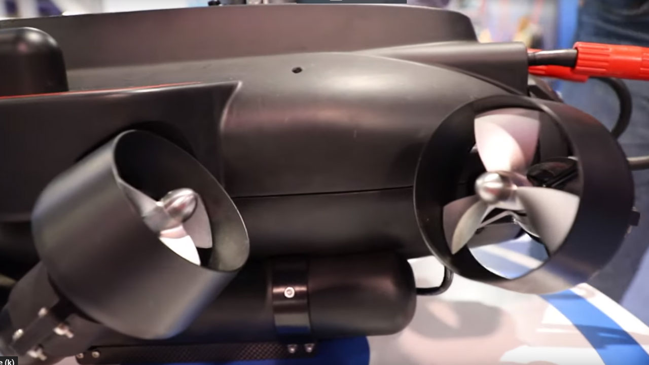 fifish-w6-underwater-drone-propellers-thrusters.jpg