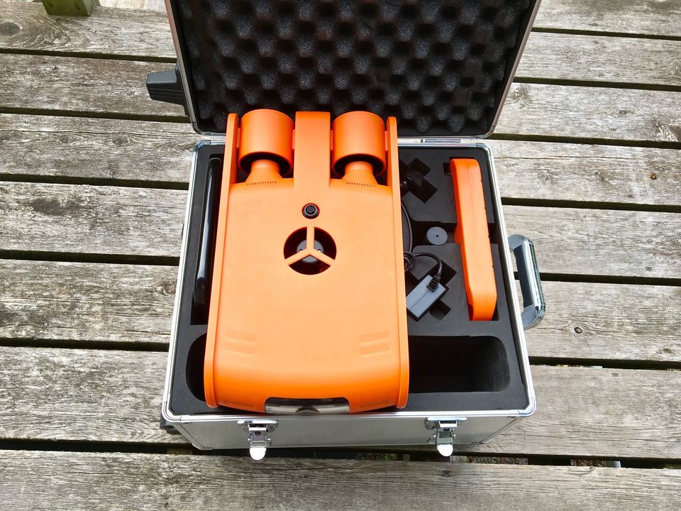 geneinno-poseidon-underwater-drone-ontario-canada.jpg