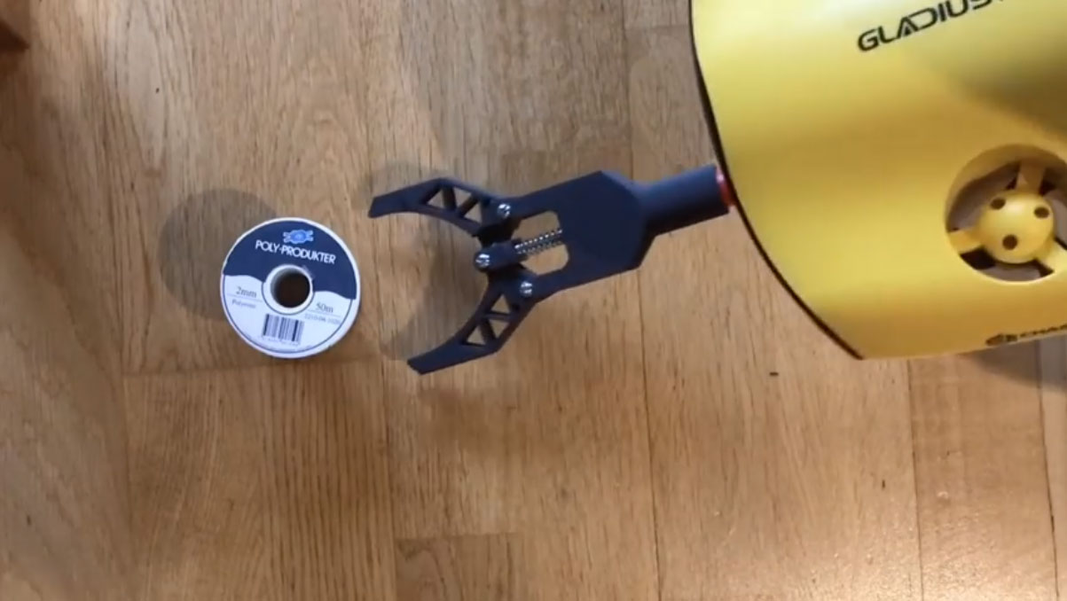gladius-mini-aftermarket-claw.jpg
