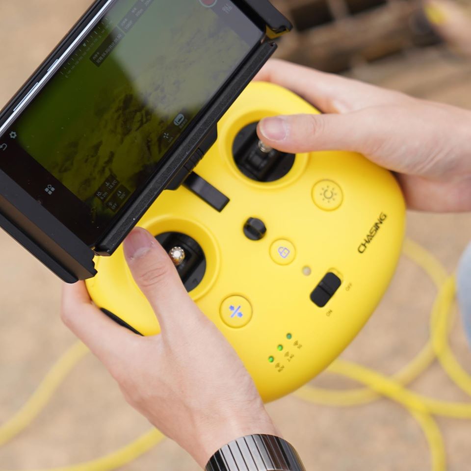 new-underwater-drone-controller.jpg