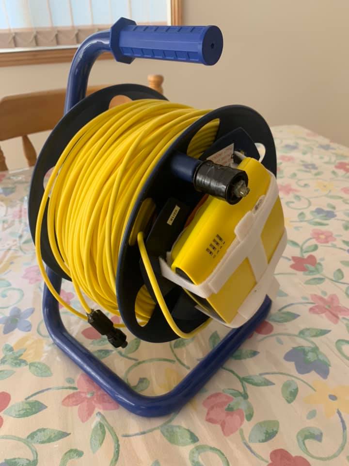 tether-spool-cable-winder-underwater-drone.jpg